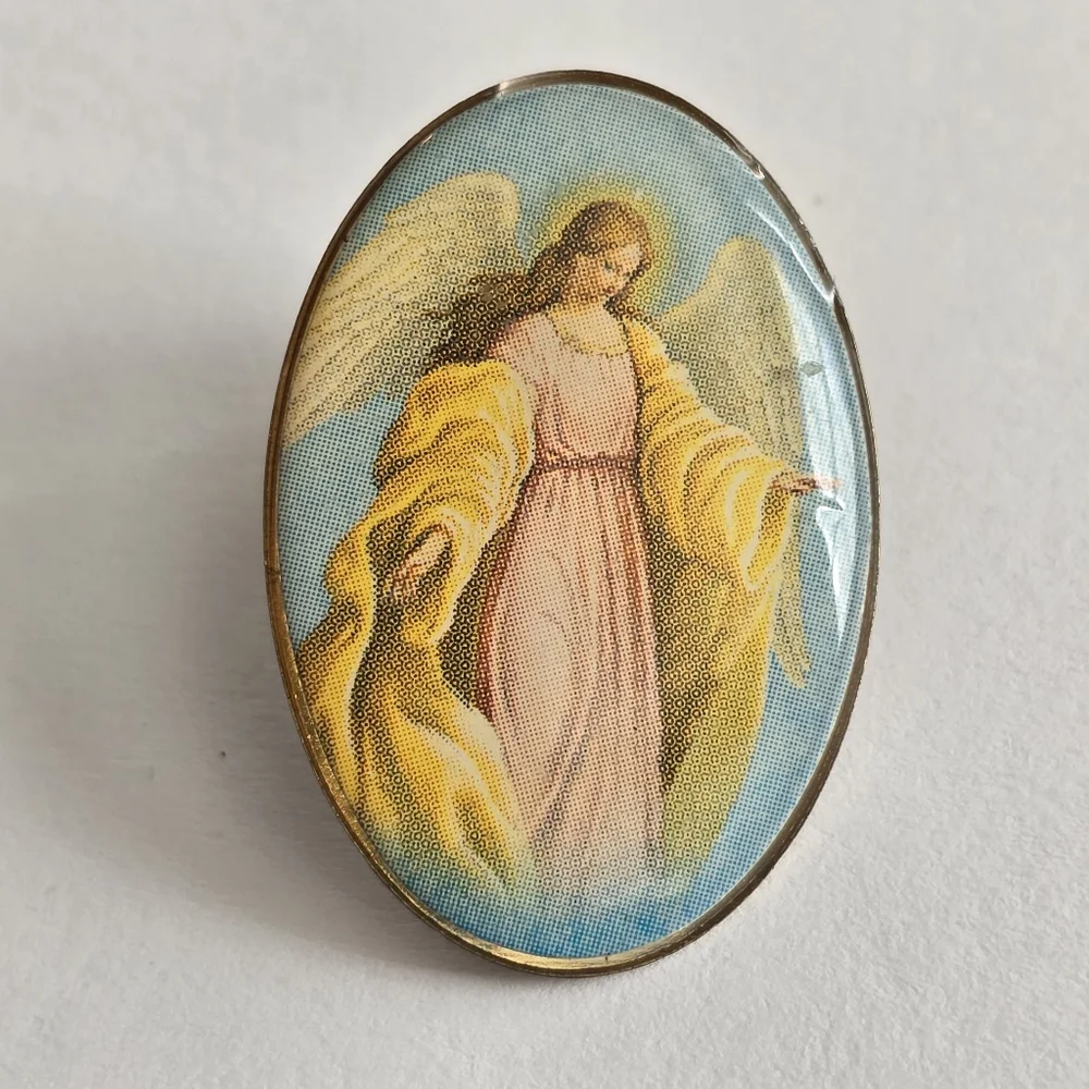 Vintage angel brooch pastel blue pink yellow gold Oval religious